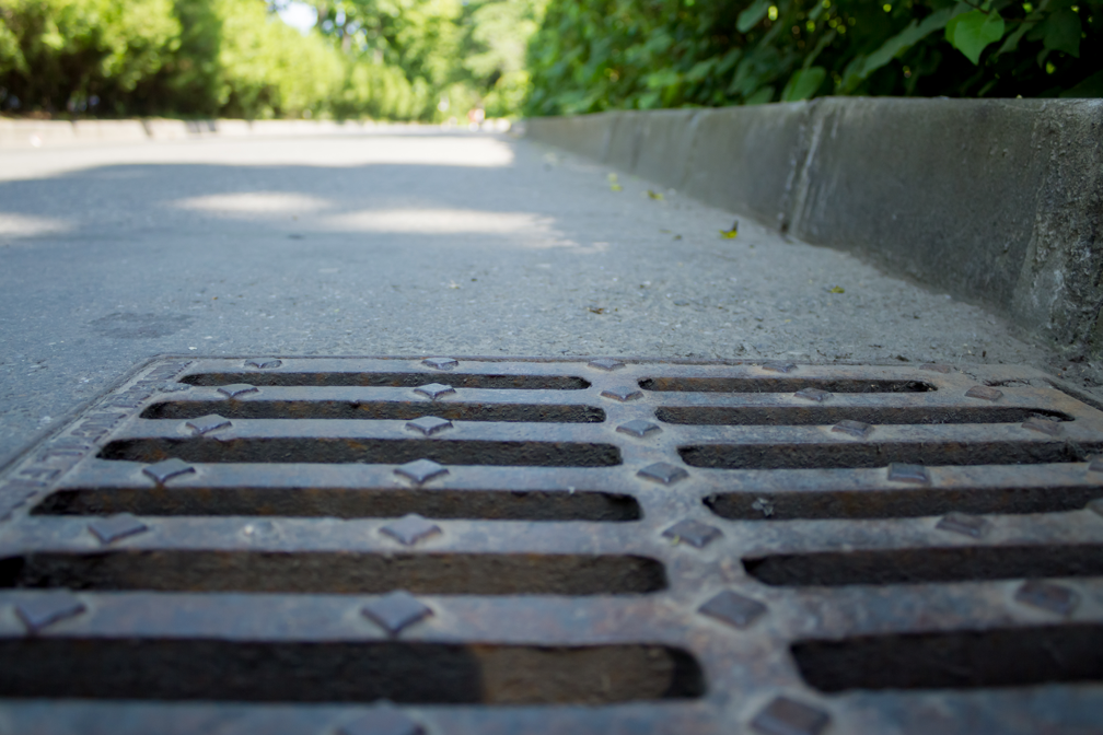 Sewer Rodding vs. Hydro Jetting — Which Is Right for Your Property? Insights From a Drain Cleaning Contractor in Highland Park, Illinois