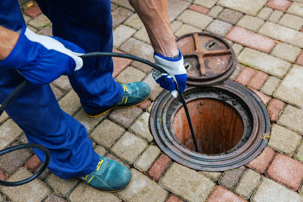 Sewer line rodding company in Glenview Illinois